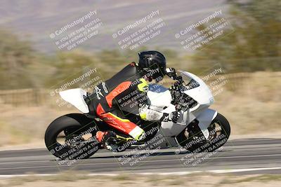 media/Dec-04-2025-Racers Edge (Thu) [[5ebc9f124d]]/3-B Group/5-Session 2 Turn 2 inside Speed Pans/